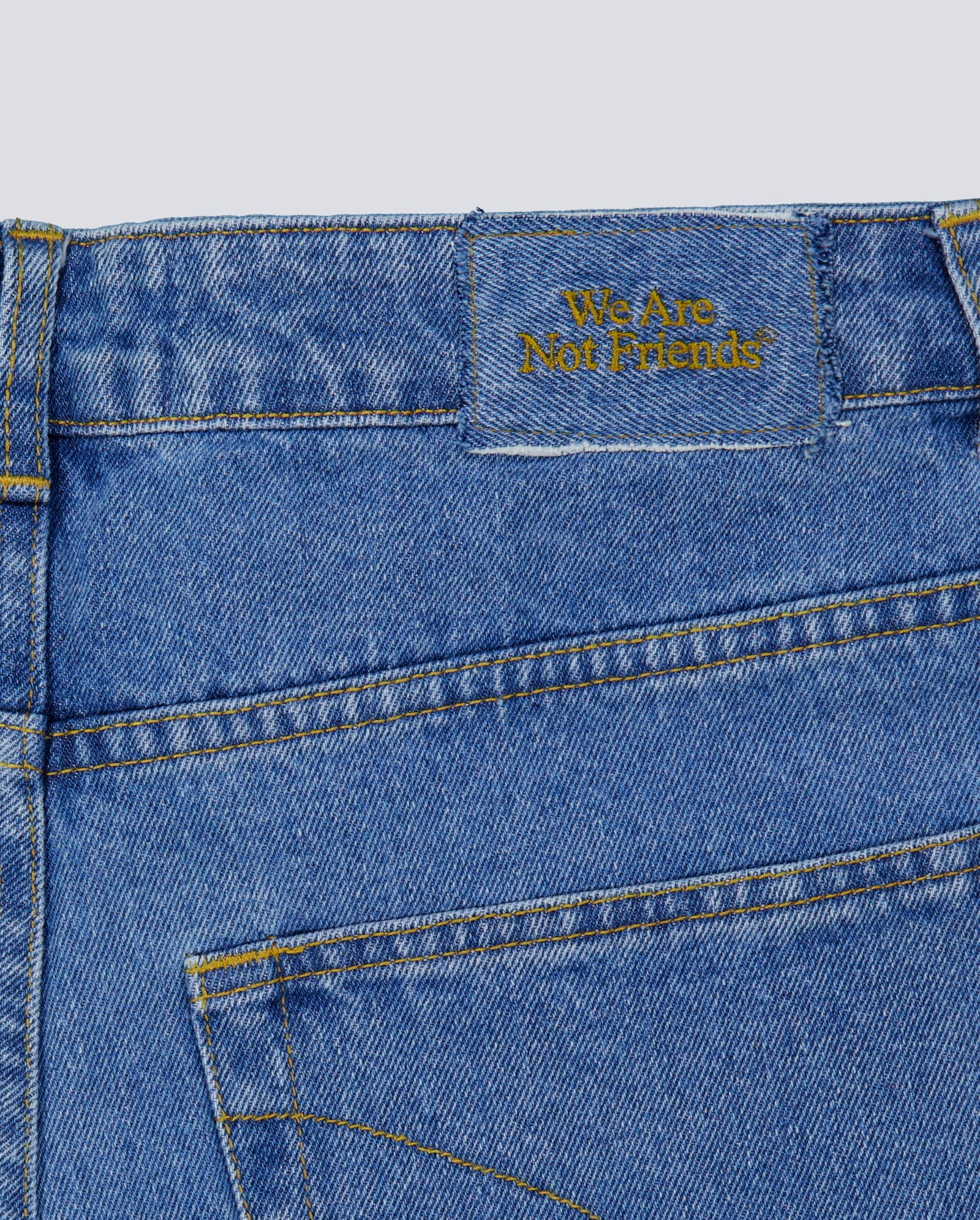 Pantalón Corto We Are Not Friends Donburi Hombre WANFSS26-28