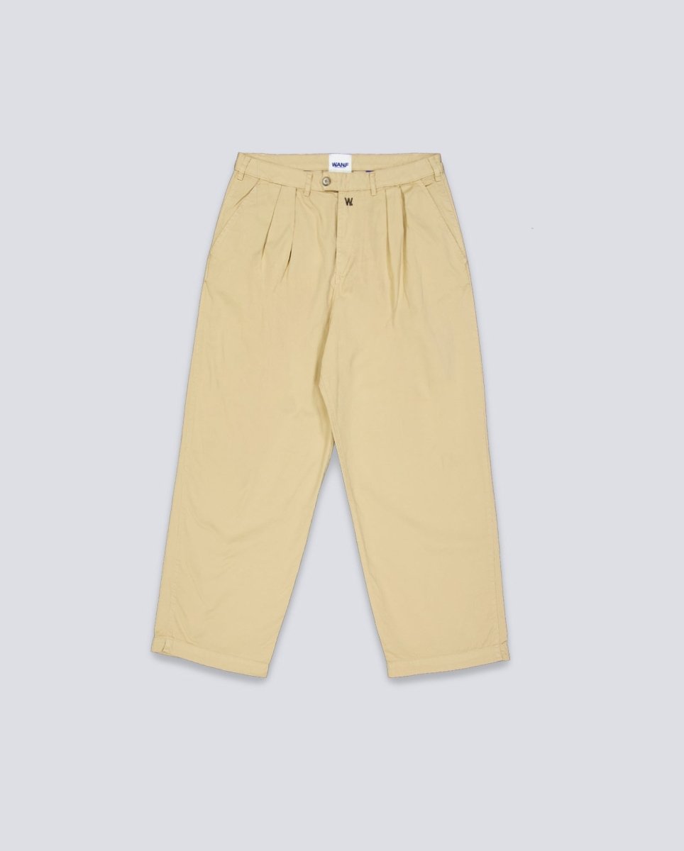 Pantalón We Are Not Friends Pleat Cream Chino Beige Hombre WANFSS25-21