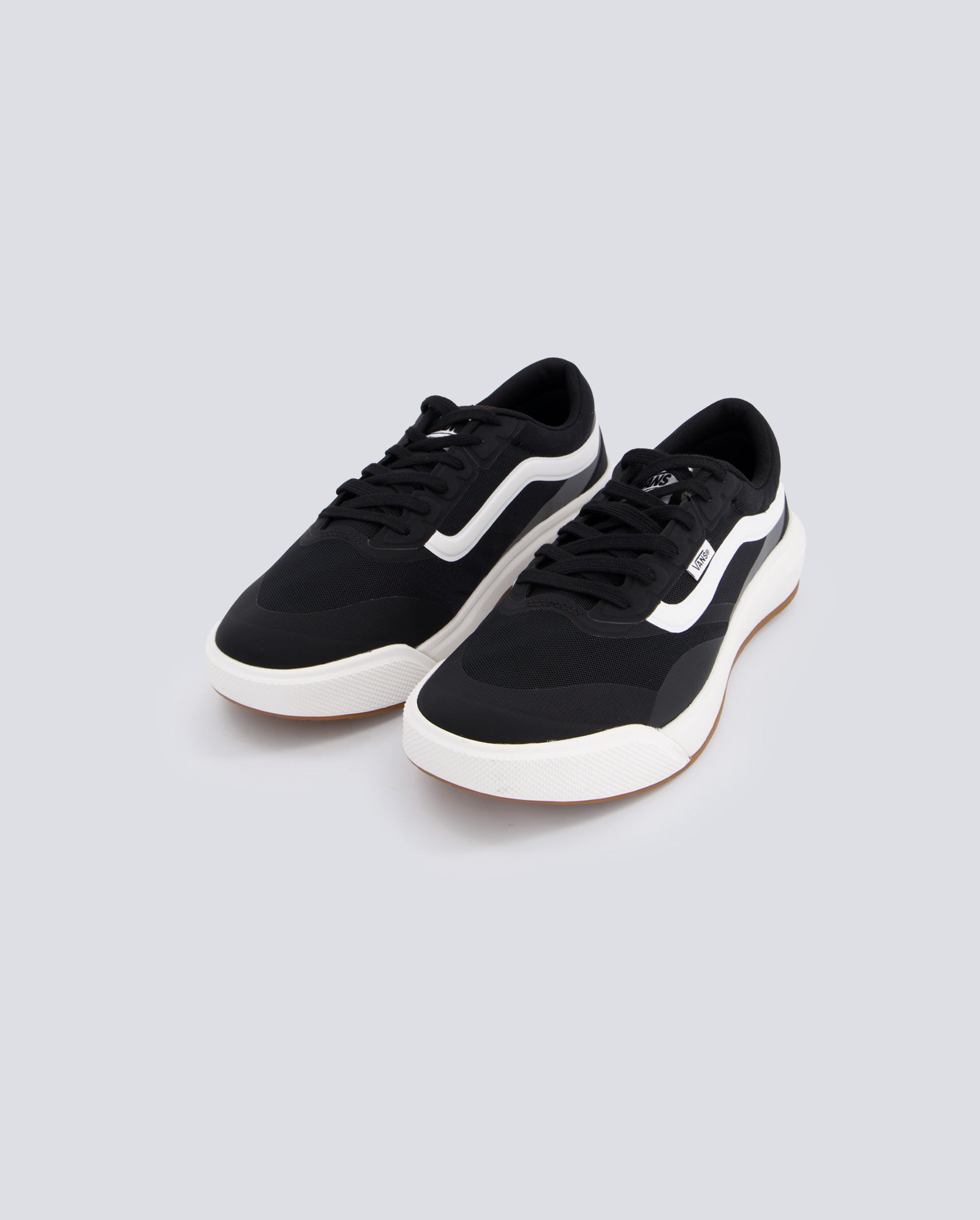 Puma Mte Ultrarange 2.0 Negro Y Blanco Hombre VN000D60BLK1 zapatillas