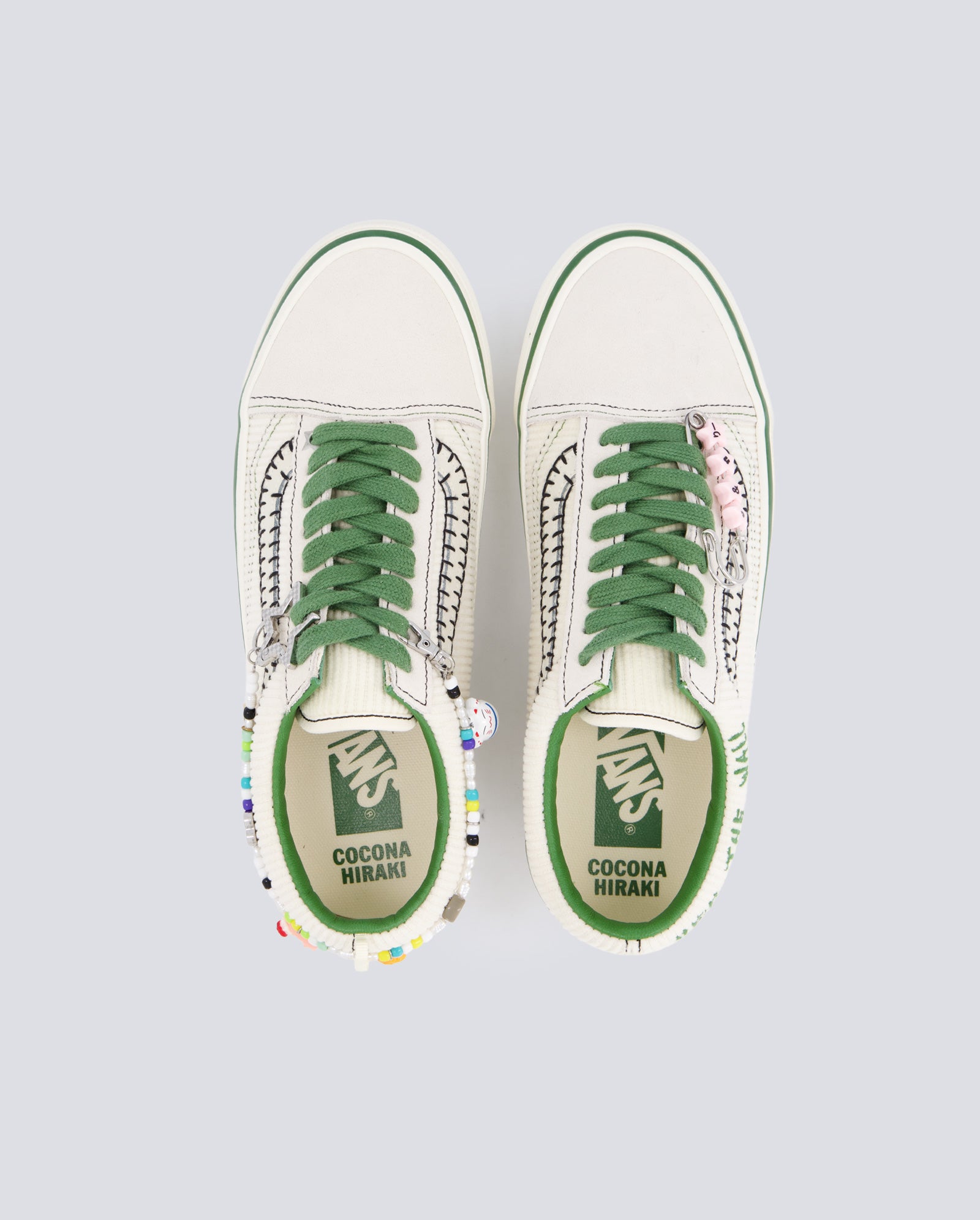 Vans Lx Old Skool Charms Cream Verde Y Beige Mujer VN000EGYCRM1 zapatillas