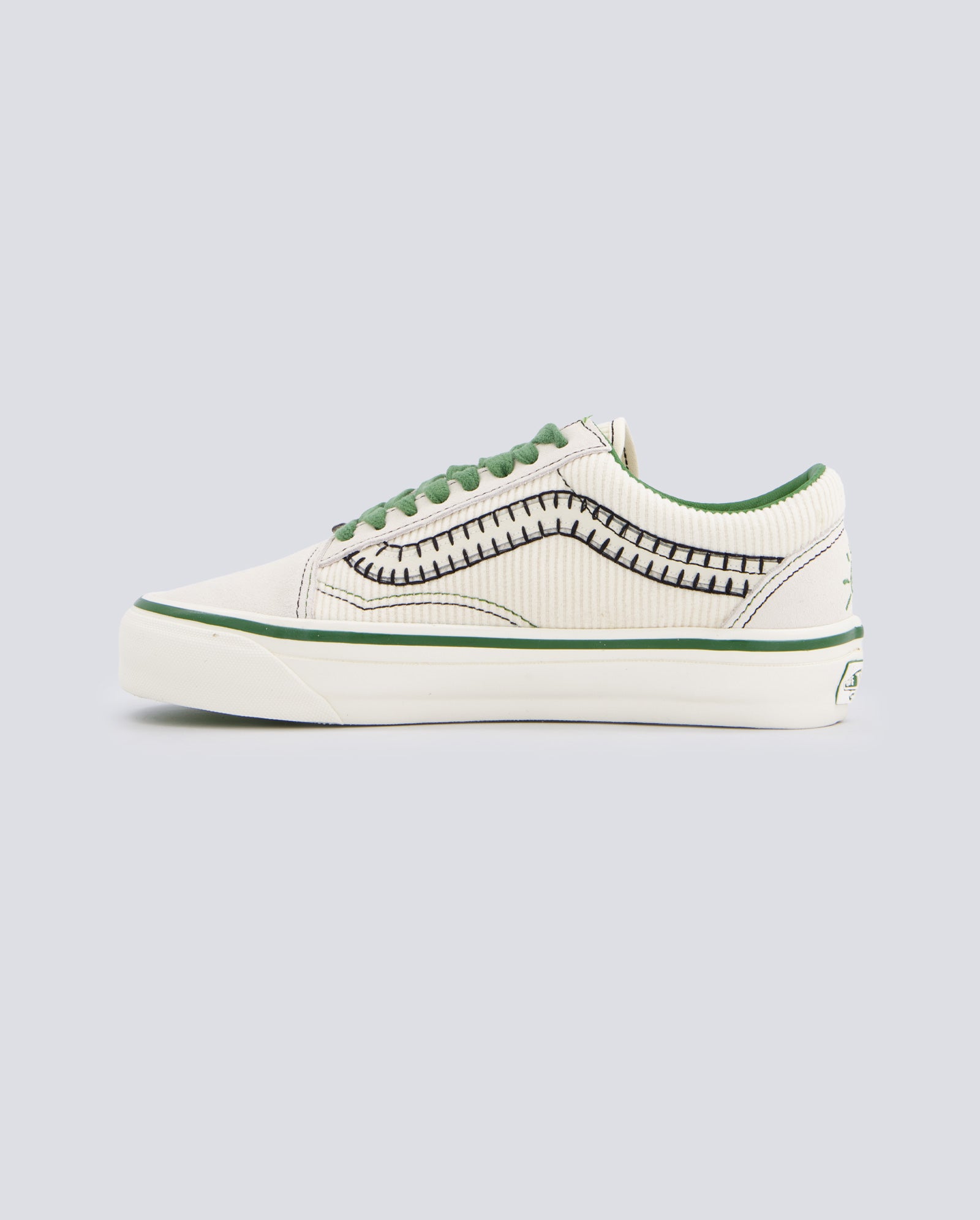 Vans Lx Old Skool Charms Cream Verde Y Beige Mujer VN000EGYCRM1 zapatillas